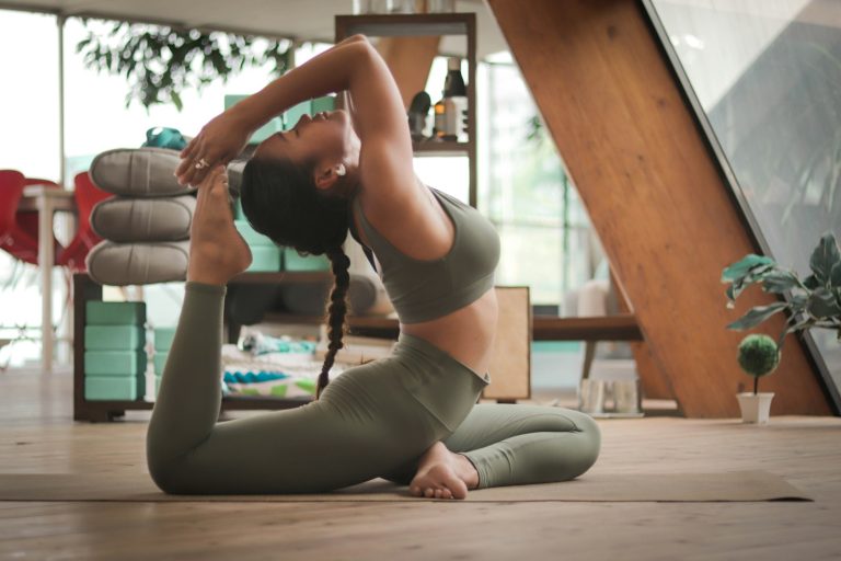 Robertson Quay Yoga Movement