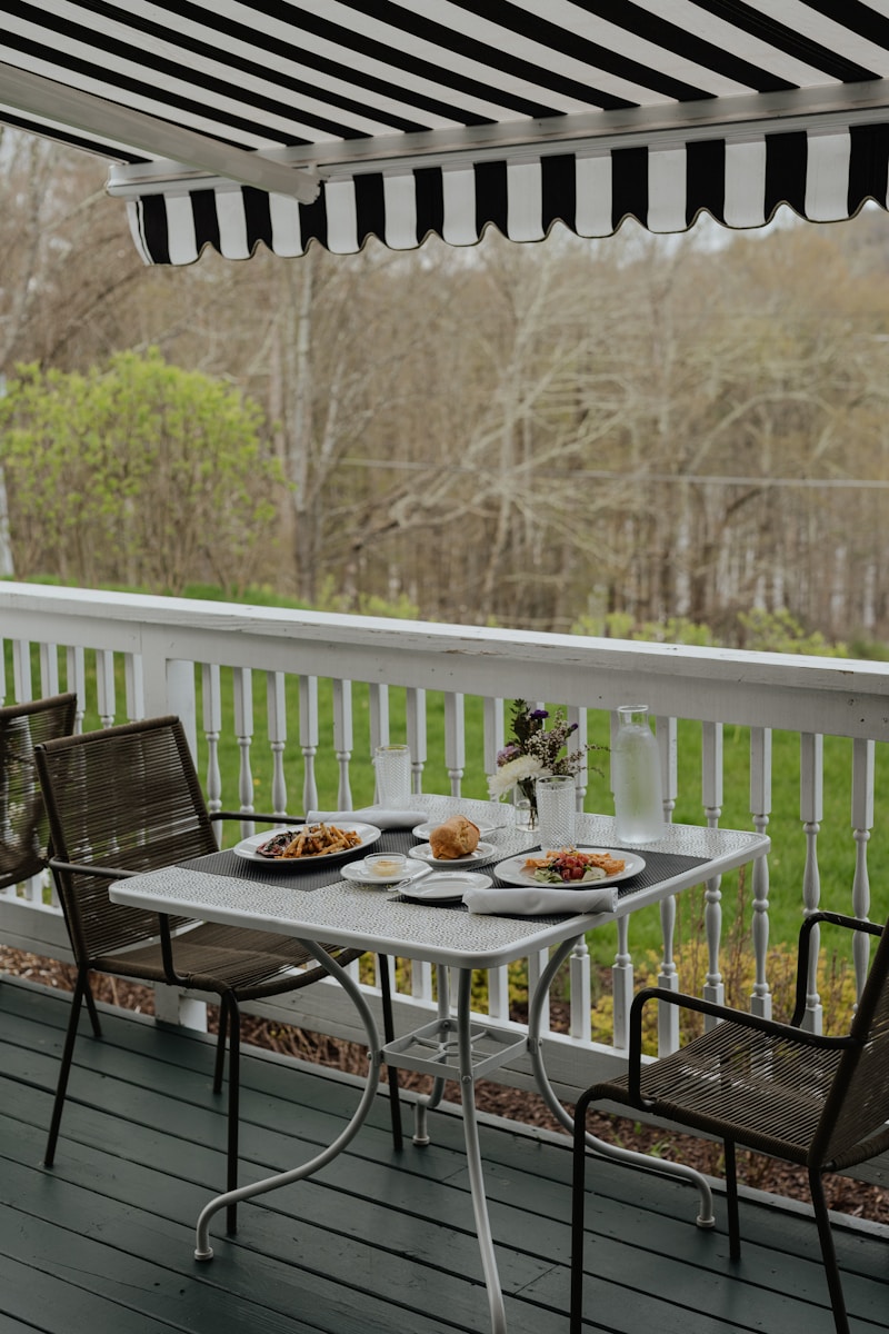 Retractable Awning